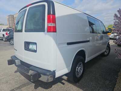 2018 Chevrolet Van,Cargo, $19900. Photo 5