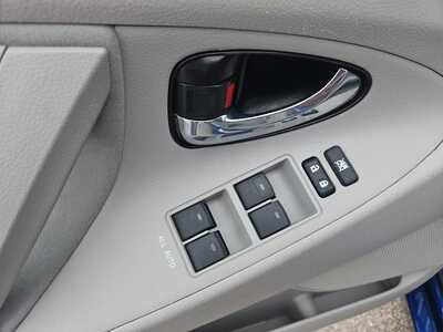 2011 Toyota Camry, $13990. Photo 9