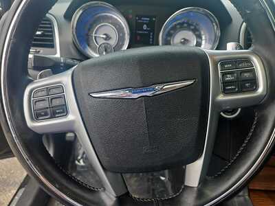2012 Chrysler 300, $7900. Photo 10