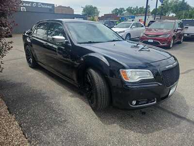 2012 Chrysler 300, $7900. Photo 6