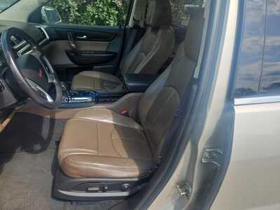 2015 GMC Acadia, $10900. Photo 8