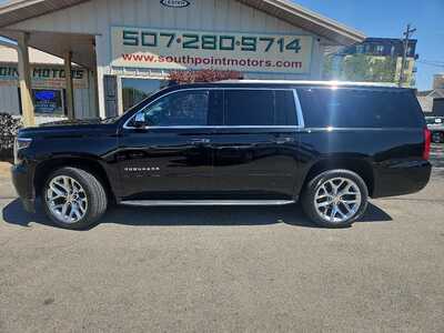 2018 Chevrolet Suburban, $29990. Photo 2
