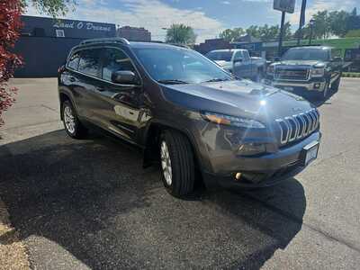 2014 Jeep Cherokee, $9900. Photo 6