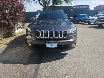 2014 Jeep Cherokee, $9900. Photo 7