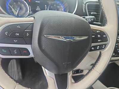 2017 Chrysler Pacifica, $12990. Photo 10