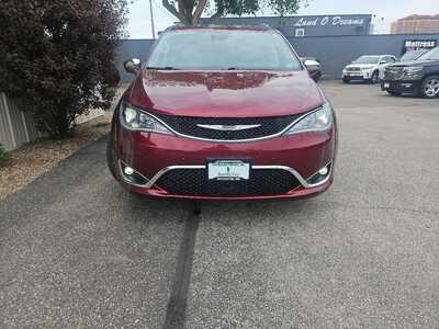 2017 Chrysler Pacifica, $12990. Photo 7
