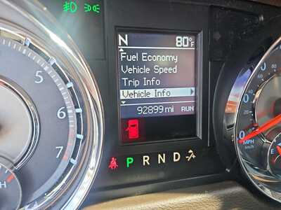 2014 Chrysler Town & Country, $11990. Photo 11