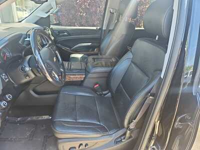 2015 Chevrolet Tahoe, $13990. Photo 8