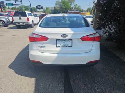 2015 Kia Forte, $7990. Photo 4