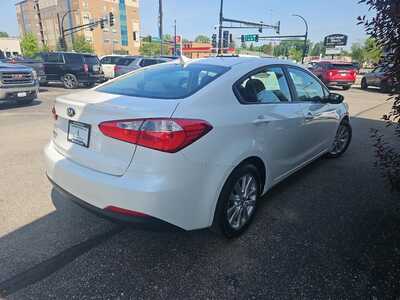 2015 Kia Forte, $7990. Photo 5