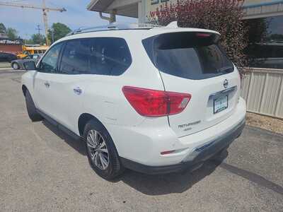 2019 Nissan Pathfinder, $0. Photo 3