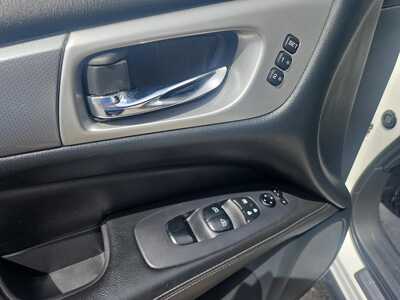 2019 Nissan Pathfinder, $0. Photo 9