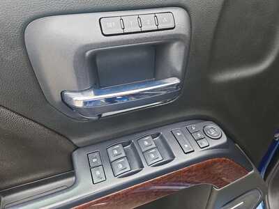 2018 GMC 1500 Crew Cab, $24990. Photo 9