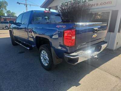 2015 Chevrolet 2500 Crew Cab, $25990. Photo 3