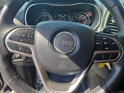 2019 Jeep Cherokee, $13990. Photo 10