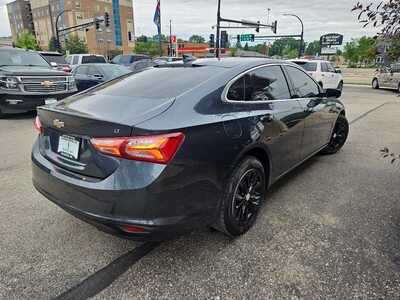 2021 Chevrolet Malibu, $17990. Photo 5