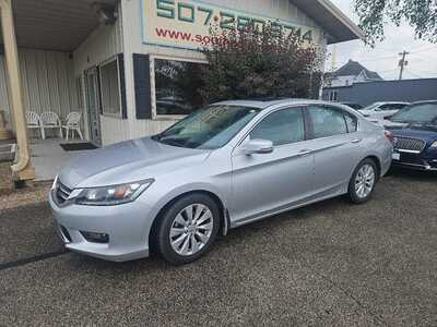 2014 Honda Accord, $14900. Photo 1