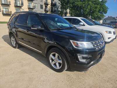 2016 Ford Explorer, $0. Photo 1