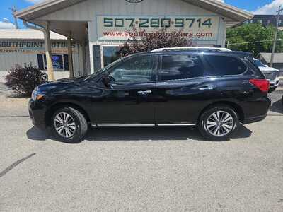 2020 Nissan Pathfinder, $18900. Photo 2