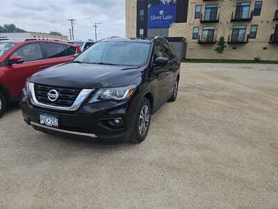 2020 Nissan Pathfinder, $0. Photo 1
