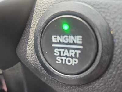 2022 Ford Escape, $21390. Photo 12