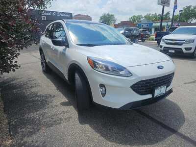 2022 Ford Escape, $21390. Photo 6
