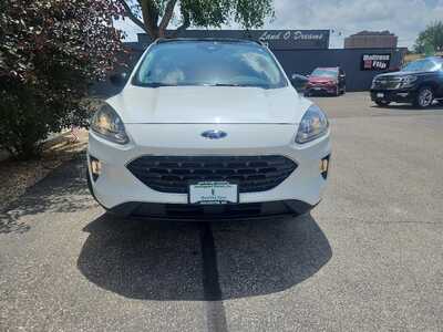 2022 Ford Escape, $21390. Photo 7