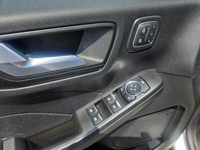 2022 Ford Escape, $21390. Photo 9