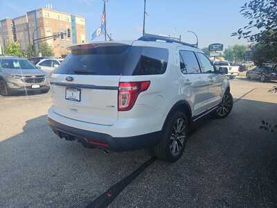 2015 Ford Explorer, $10900. Photo 5