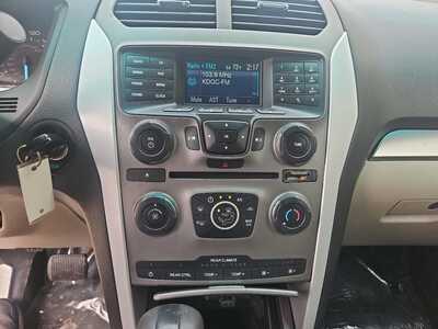 2014 Ford Explorer, $8900. Photo 12