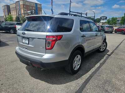 2014 Ford Explorer, $8900. Photo 5