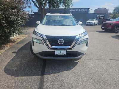 2021 Nissan Rogue, $15900. Photo 7