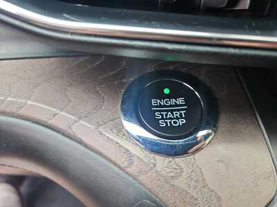 2020 Ford Explorer, $22900. Photo 11