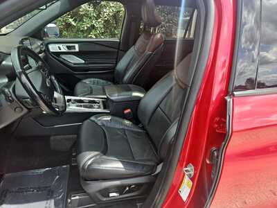 2020 Ford Explorer, $22900. Photo 7