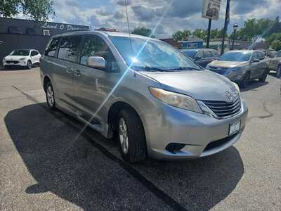 2012 Toyota Sienna, $0. Photo 6