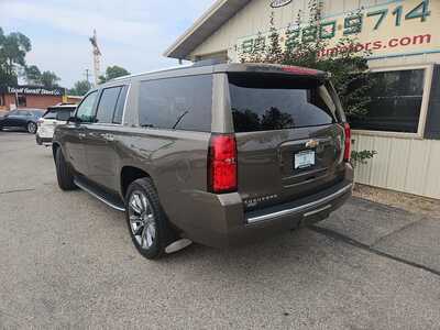 2016 Chevrolet Suburban, $18900. Photo 3