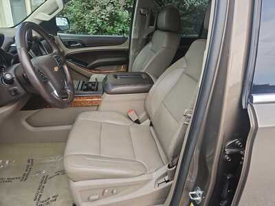 2016 Chevrolet Suburban, $18900. Photo 8