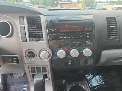 2012 Toyota Tundra Crew Cab, $20900. Photo 12