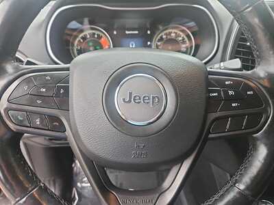 2021 Jeep Cherokee, $22400. Photo 10