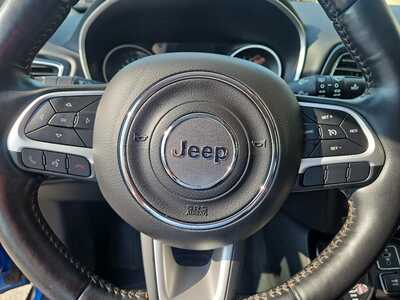 2018 Jeep Compass, $13900. Photo 10