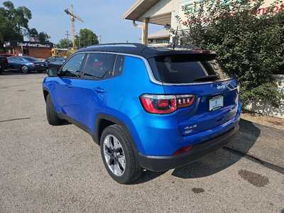 2018 Jeep Compass, $13900. Photo 3