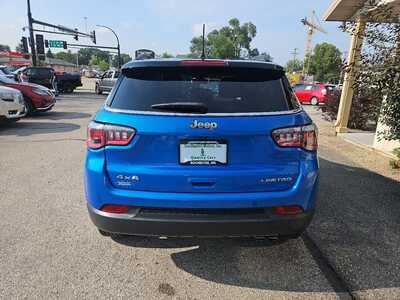 2018 Jeep Compass, $13900. Photo 4