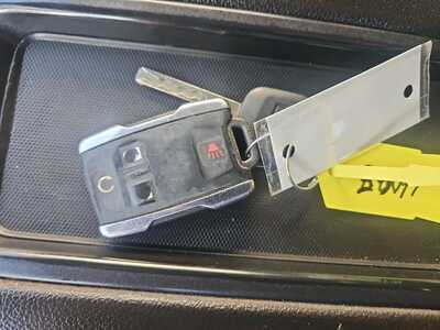 2015 GMC 1500 Crew Cab, $16900. Photo 12