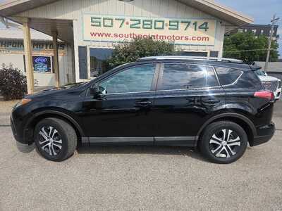 2018 Toyota RAV4, $16900. Photo 2