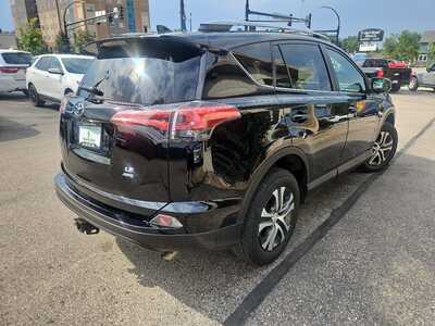 2018 Toyota RAV4, $16900. Photo 5