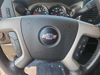 2010 Chevrolet 1500 Crew Cab, $9900. Photo 10