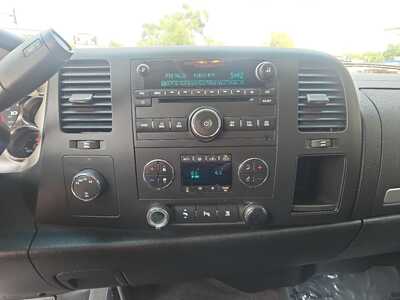 2010 Chevrolet 1500 Crew Cab, $9900. Photo 12