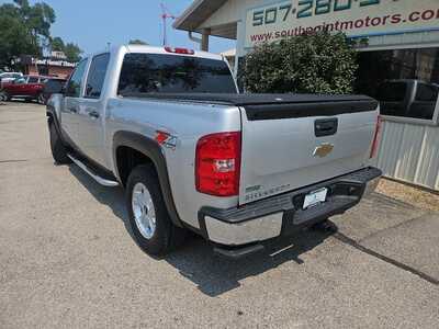 2010 Chevrolet 1500 Crew Cab, $9900. Photo 3