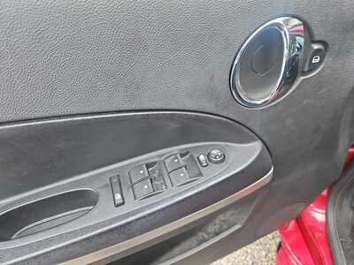 2011 Chevrolet HHR, $5900. Photo 10