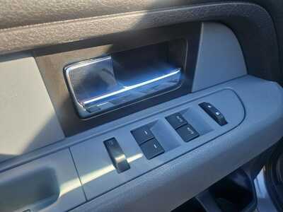 2013 Ford F150 Ext Cab, $10900. Photo 9